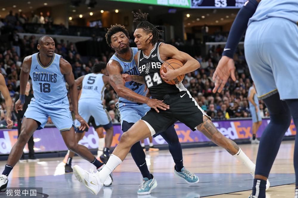 在足球界 在足球界