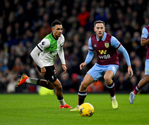 比赛狂热队 比赛狂热队